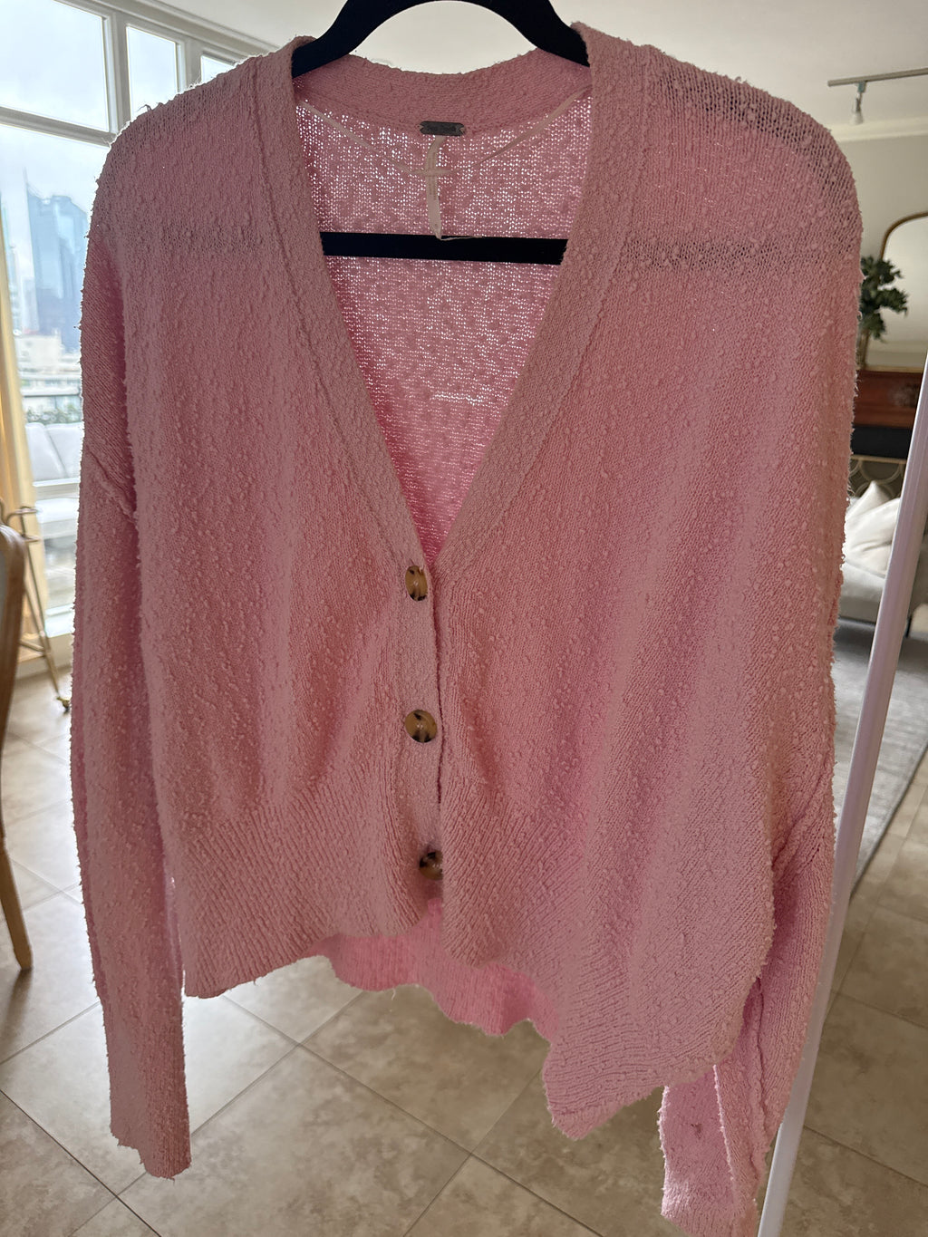 Free People Pink boucle v neck