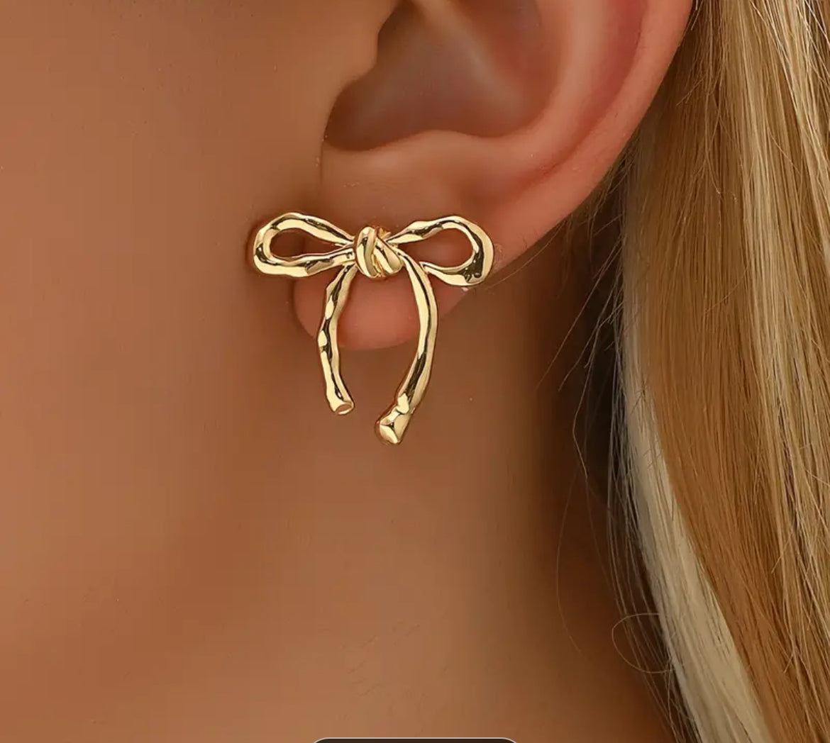 Bow Earring