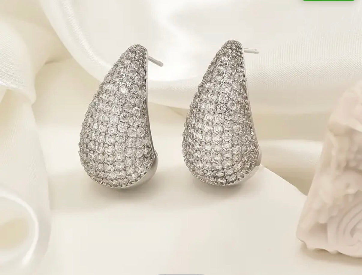 Diamond Embossed Teardrop Earring