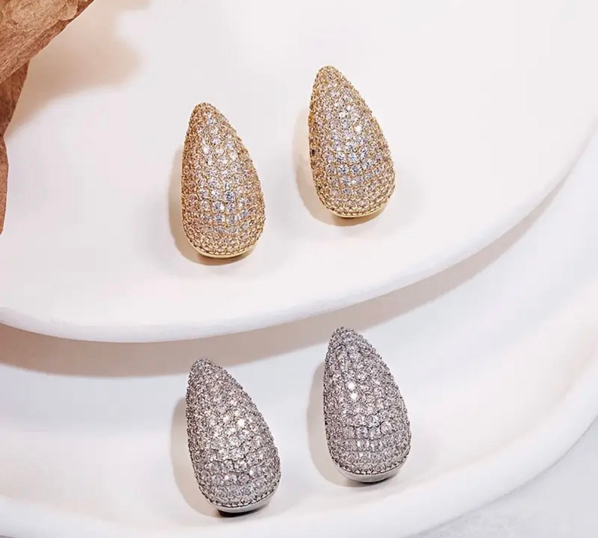 Diamond Embossed Teardrop Earring
