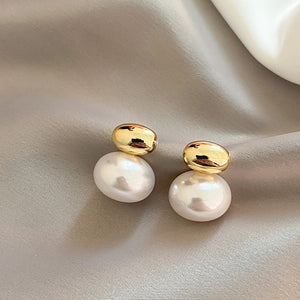 Oversize Drop Pearl Earring